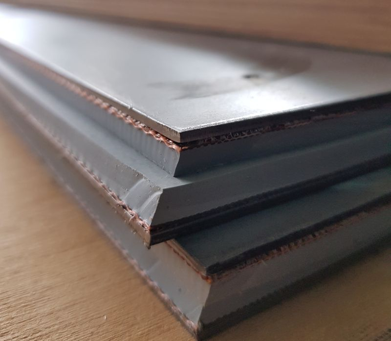 Para-Gummi auf 2mm Metallplatte zur einfachen Montage 50x135cm